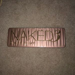 Urban Decay Naked 3